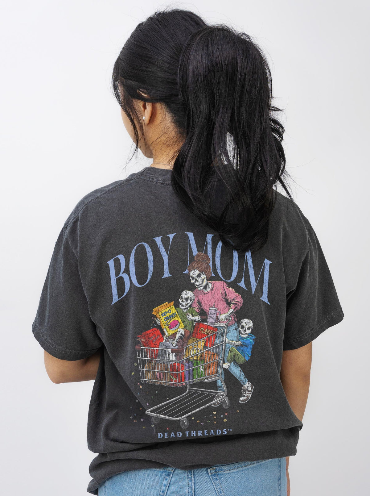BOY MOM v2 - “DT ESSENTIAL" PREMIUM T-SHIRT product image 2