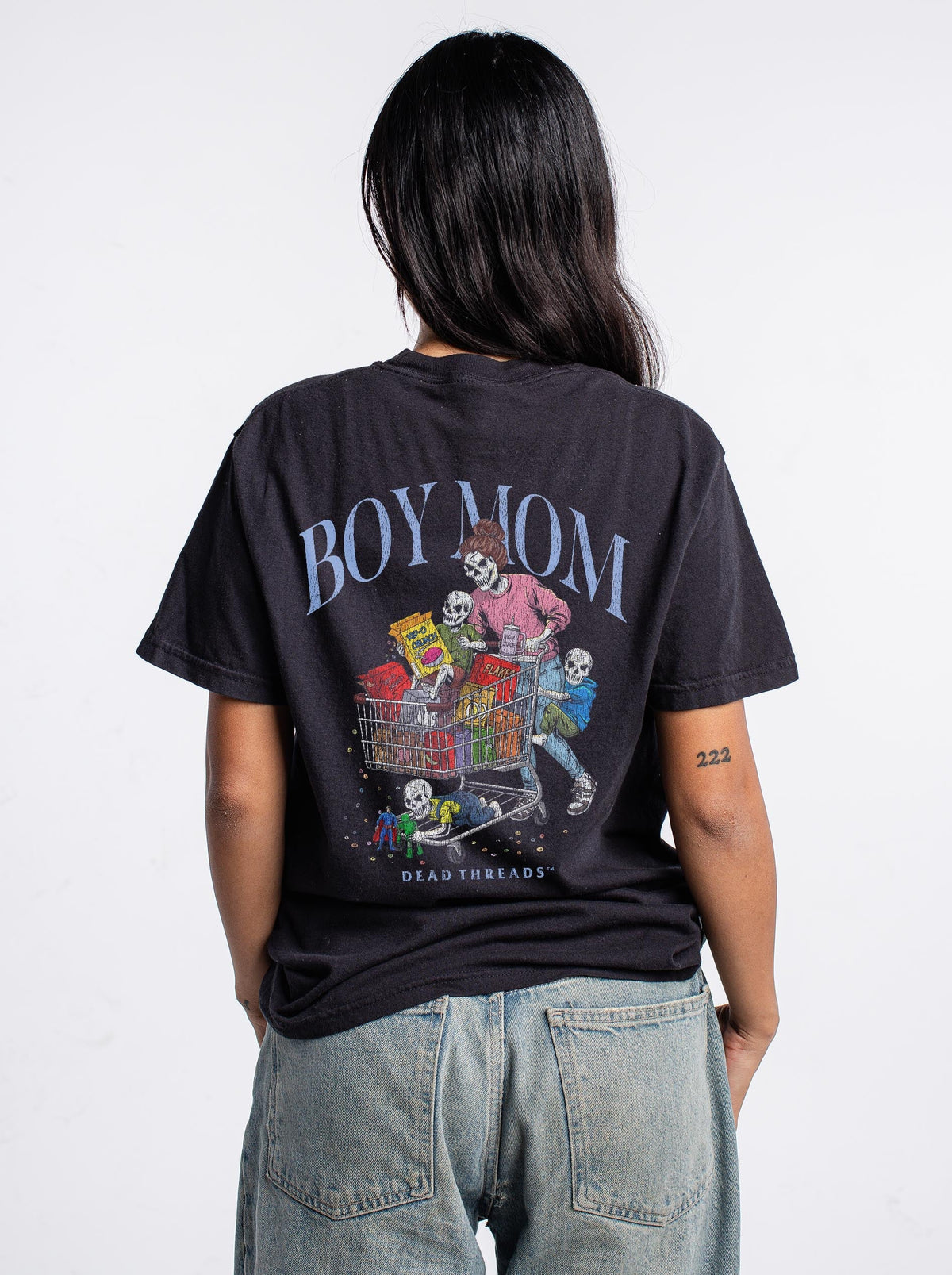 BOY MOM v3 - “DT ESSENTIAL" PREMIUM T-SHIRT product image 4