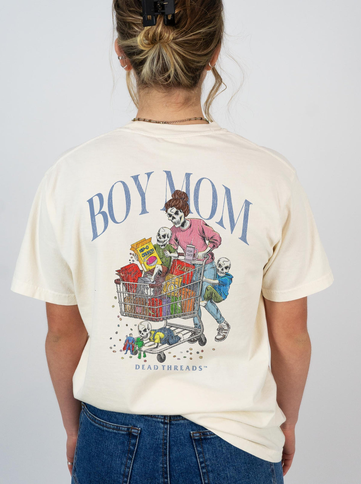 BOY MOM v3 - “DT ESSENTIAL" PREMIUM T-SHIRT product image 10