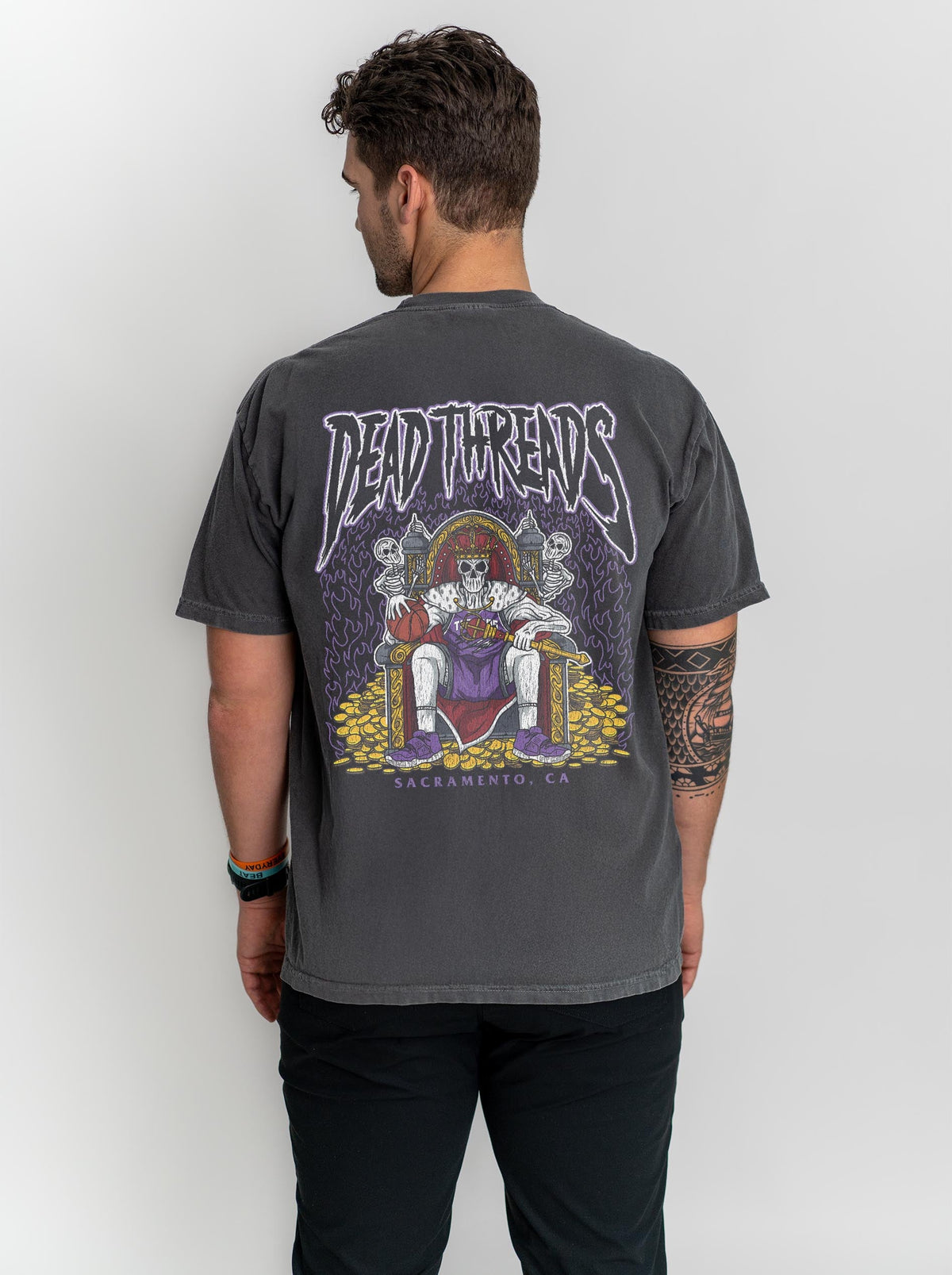 SACRAMENTO BASKETBALL - “DT ESSENTIAL" PREMIUM T-SHIRT product image 3
